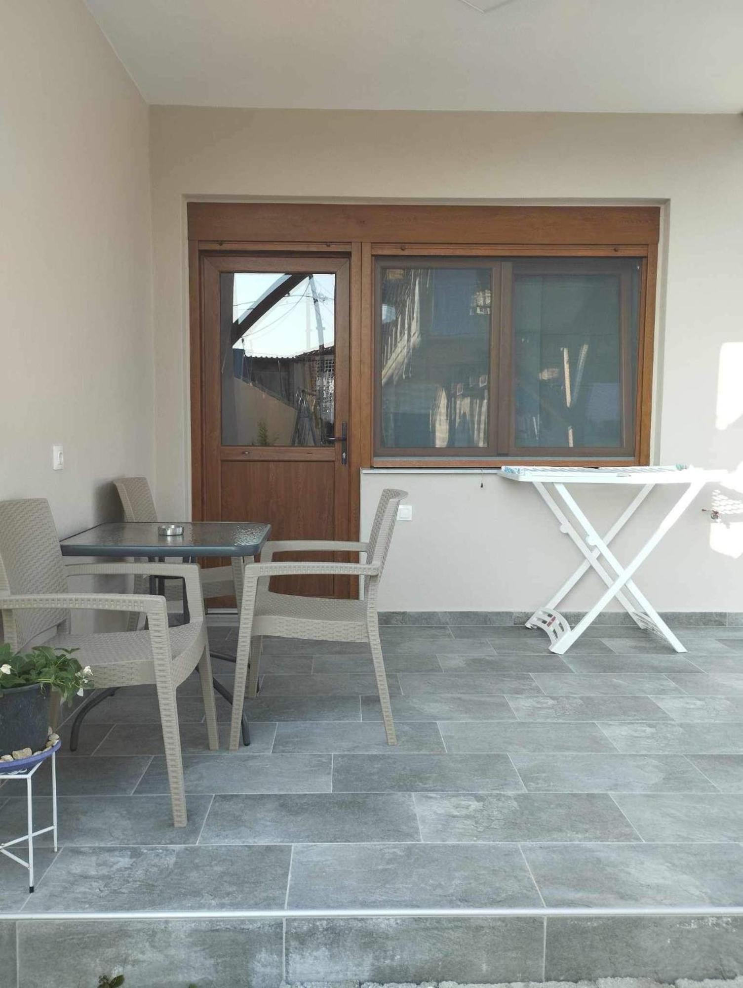 Daniela Apartments Nea Roda Zewnętrze zdjęcie