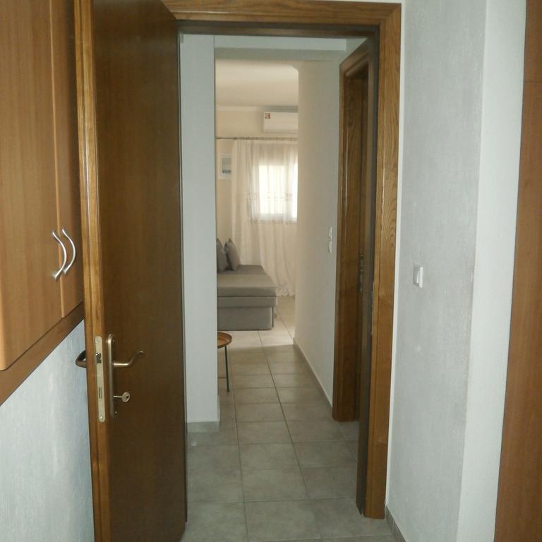 Daniela Apartments Nea Roda Zewnętrze zdjęcie