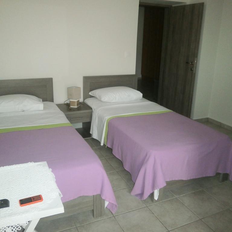 Daniela Apartments Nea Roda Zewnętrze zdjęcie